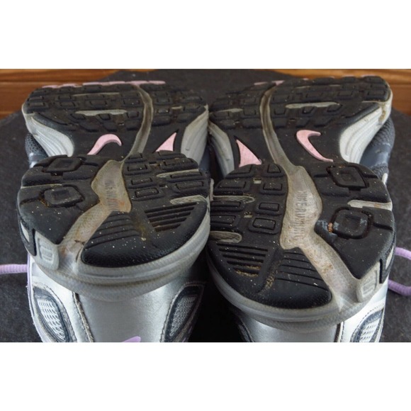Nike Downshifter 4 Size 10 M Gray Lace Up Running Fabric Women Shoe 472680004 - Picture 8 of 9